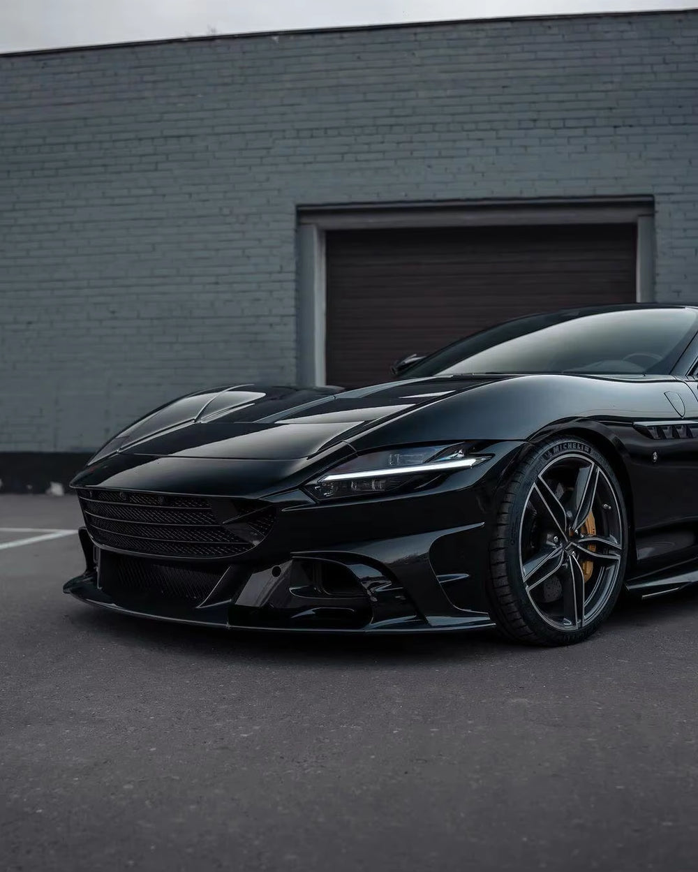 MSY Style Dry Carbon Fiber Body Kit for Ferrari Roma Front and Rear Bumper Side Skirt Spoiler Hood Body Kit
