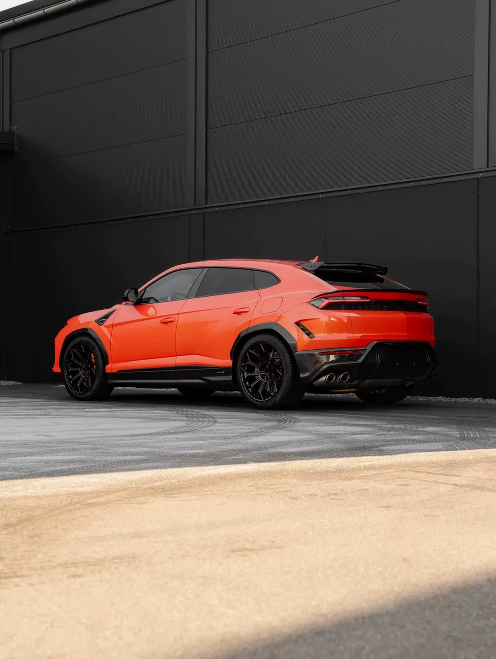 For Lamborghini Urus SE Upgrade N Style Dry Carbon Fiber Kit Front Lip Side Skirts Spoiler Rear Diffuser Wheel Arches Hood