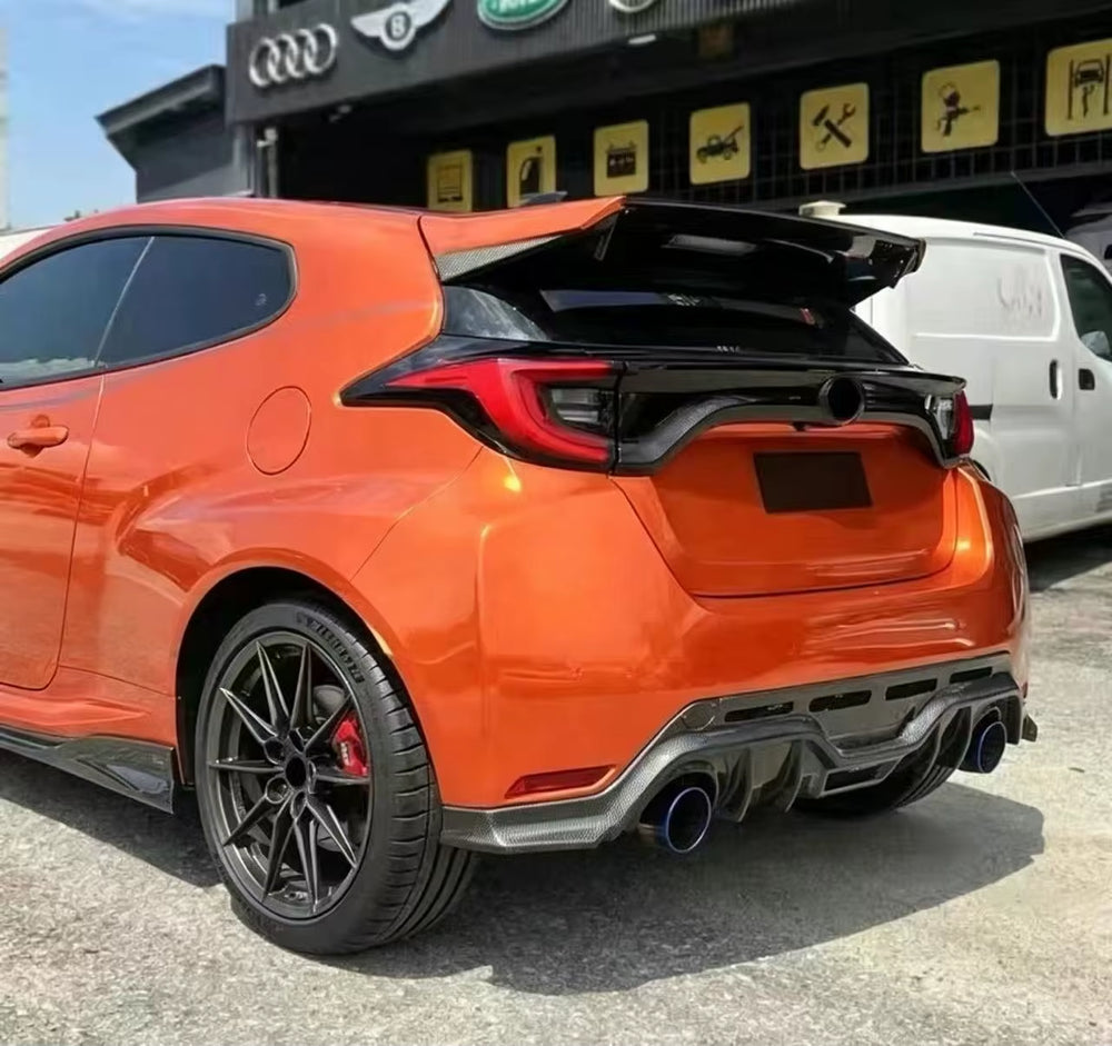 Car Part Body Kit for Toyota GR Yaris Vrs Style Front Lip Side Skirt Rear Diffuser Spoiler