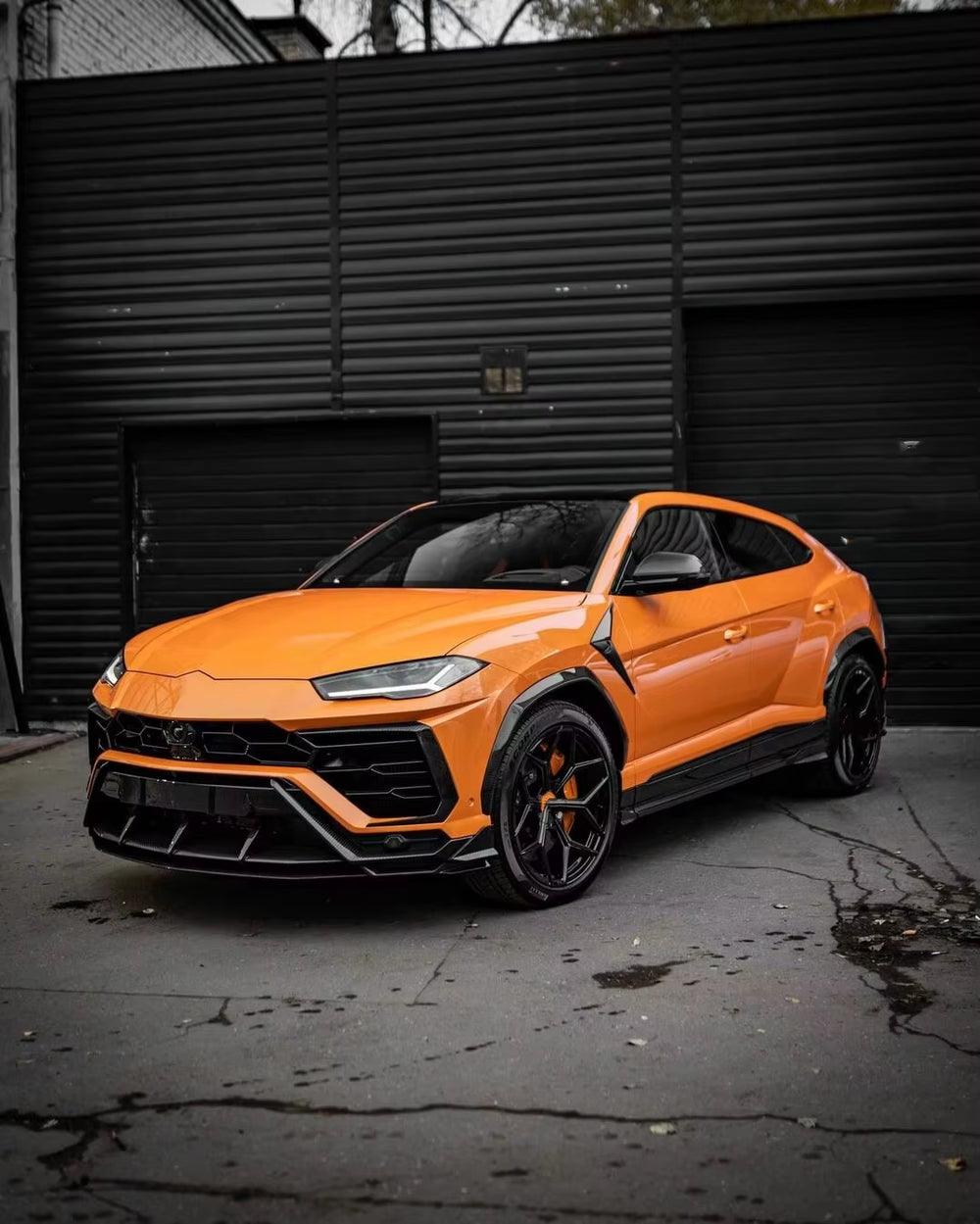 For Lamborghini Urus Body Kit Upgrade Carbon Fiber Top Style Front Lip Side Skirt Rear Diffuser Spoiler Car Parts