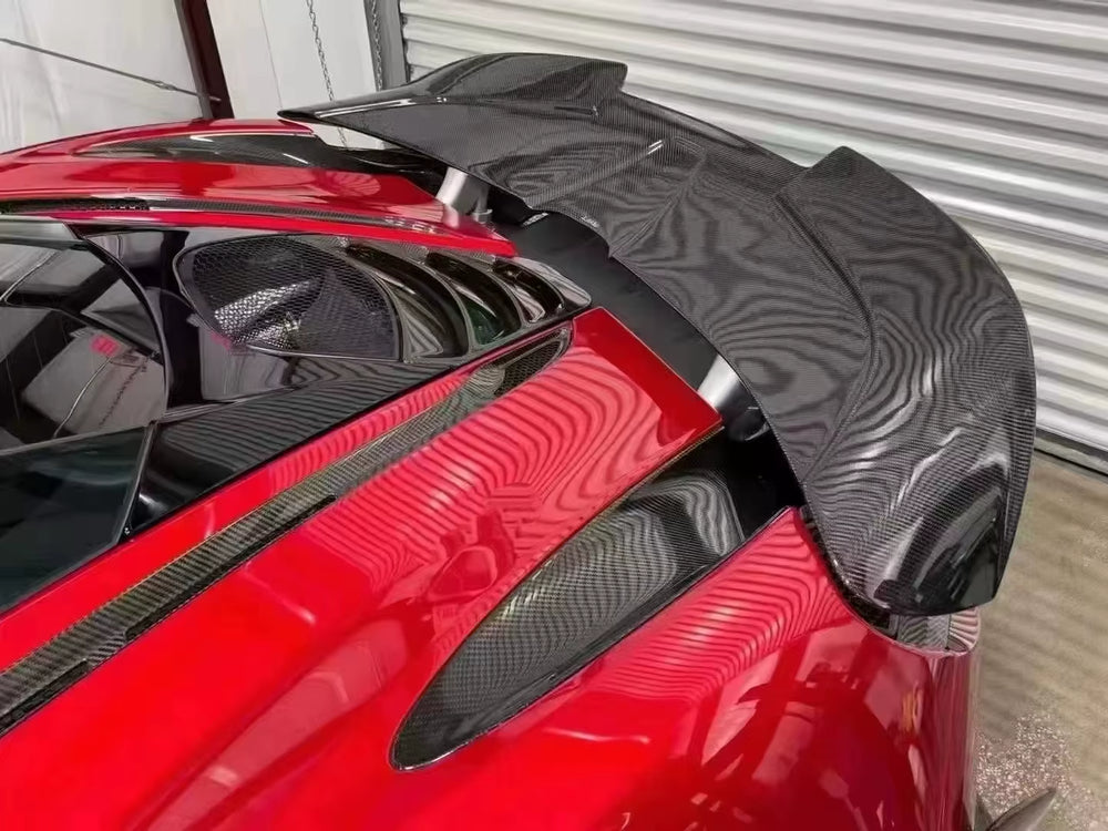 High-Quality Dry Carbon Fiber Body Kit for Mclaren 720S Upgrade RYTF Style Front Lip Side Skirts Rear Diffuser Fenders Hood