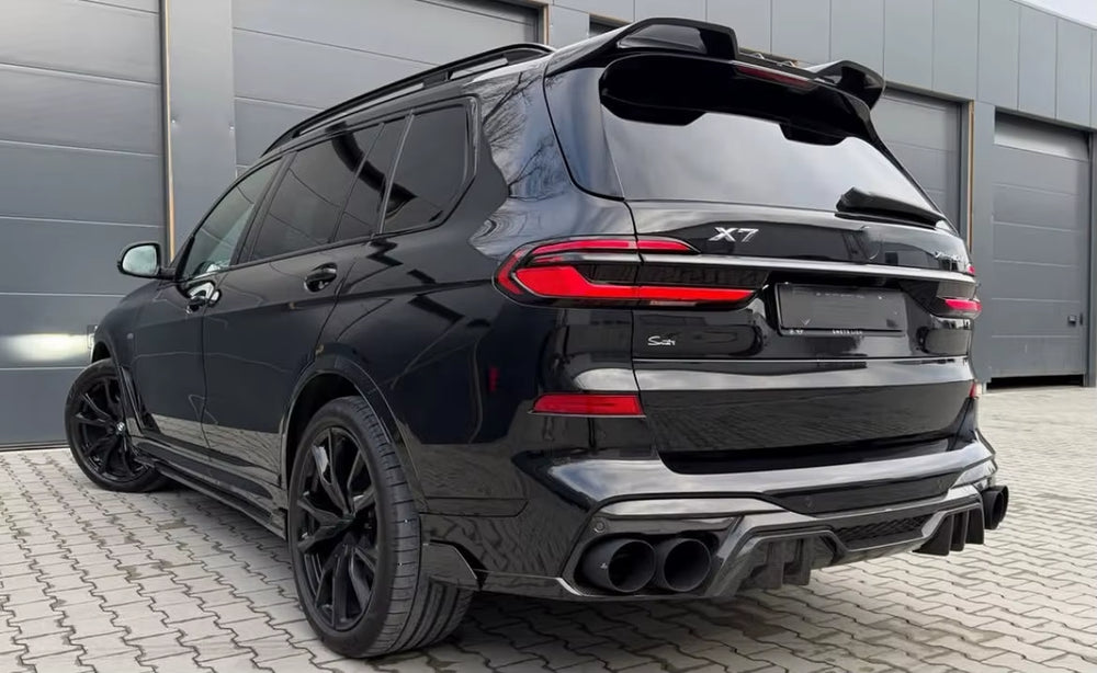 High-Quality Dry Carbon Fiber Body Kit for BMW X7 G07 Upgrade to LD Style Front Lip Side Skirt Rear Diffuser Spoiler Body Kit