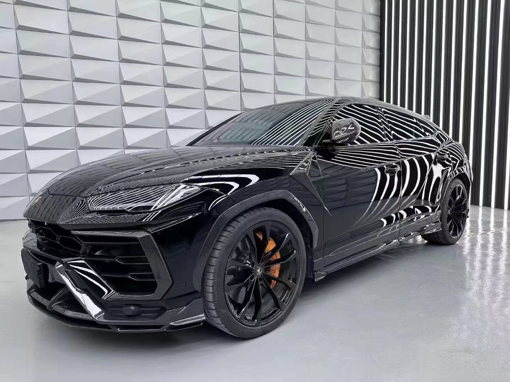 Top Style Carbon Fiber Body Kit for Lamborghini Urus Front Bumper Rear Bumper Hood Side Skirts Spoiler