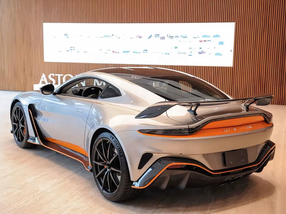 High Quality Car Bumper Dry Carbon Fiber Body Kit for Aston Martin Vantage V12 Carbon Fiber Bumper Side Skirts Diffuser Hood