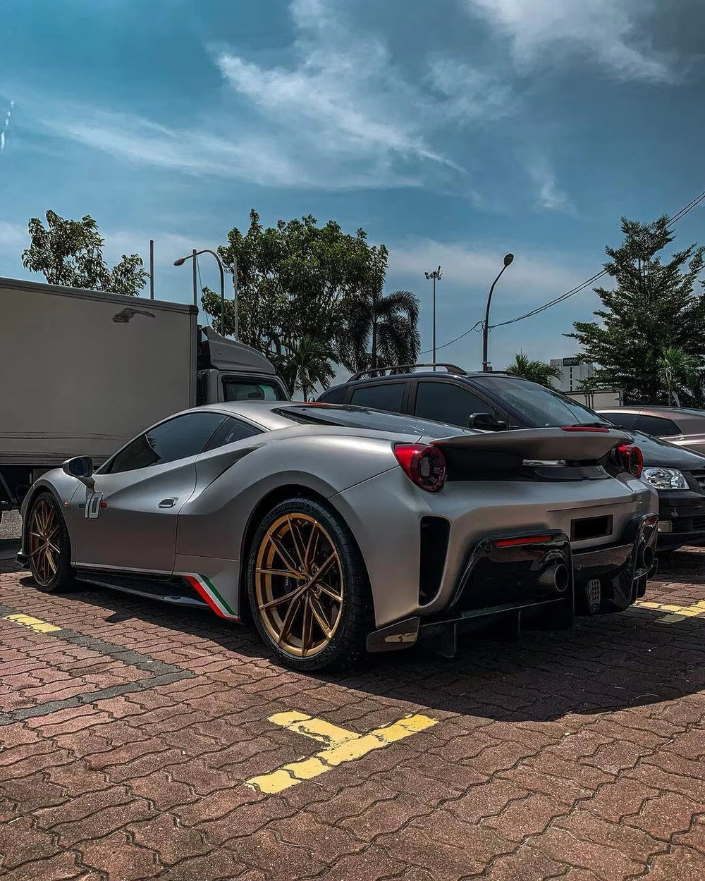 Carbon Fiber Body Kit for 488 Upgrade Pista Style Front and Rear Bumper Diffuser Spoiler