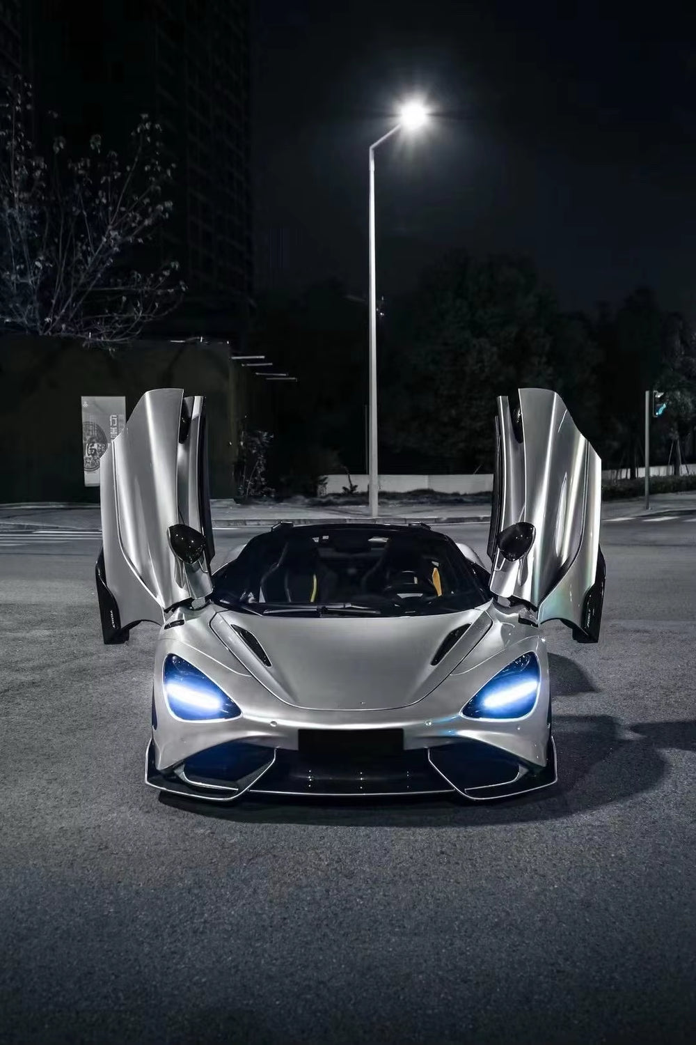 Half Carbon Fiber Car Body Kit for Mclaren 720S Upgrade to 765LT Style Car Front and Rear Bumpers Rear Diffuser
