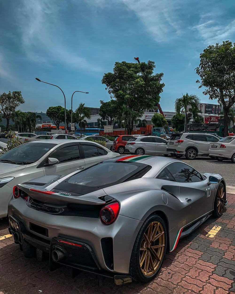 Upgrade Pista Style Body Kit for 488 Front and Rear Bumper Diffuser Spoiler Body Kit
