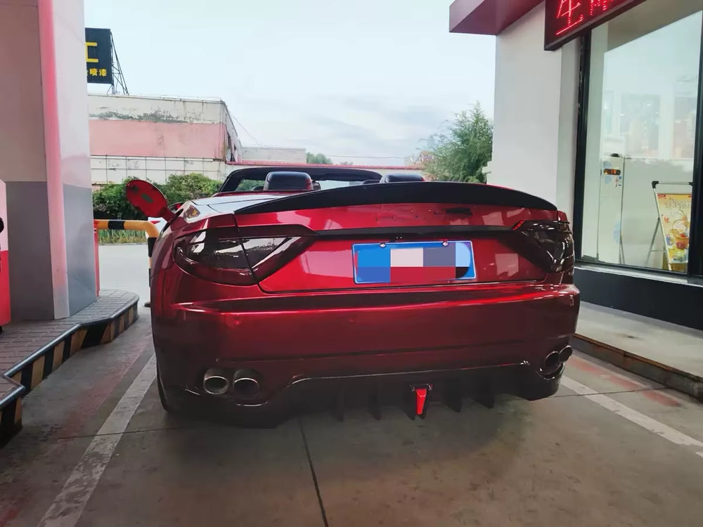 Carbon Fiber Pattern Style Body Kit for Maserati Granturismo Bumper Spoiler with Lamp Rear Diffuser