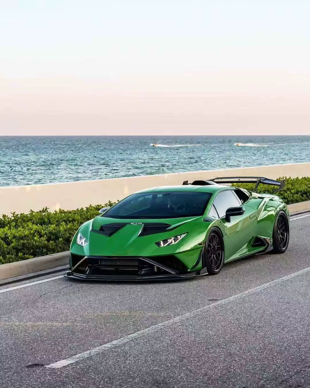 High Quality Dry Carbon Fiber V-Style Body Kit for Lamborghini STO Front Lip Skirt Rear Diffuser Spoiler Hood Body Kit