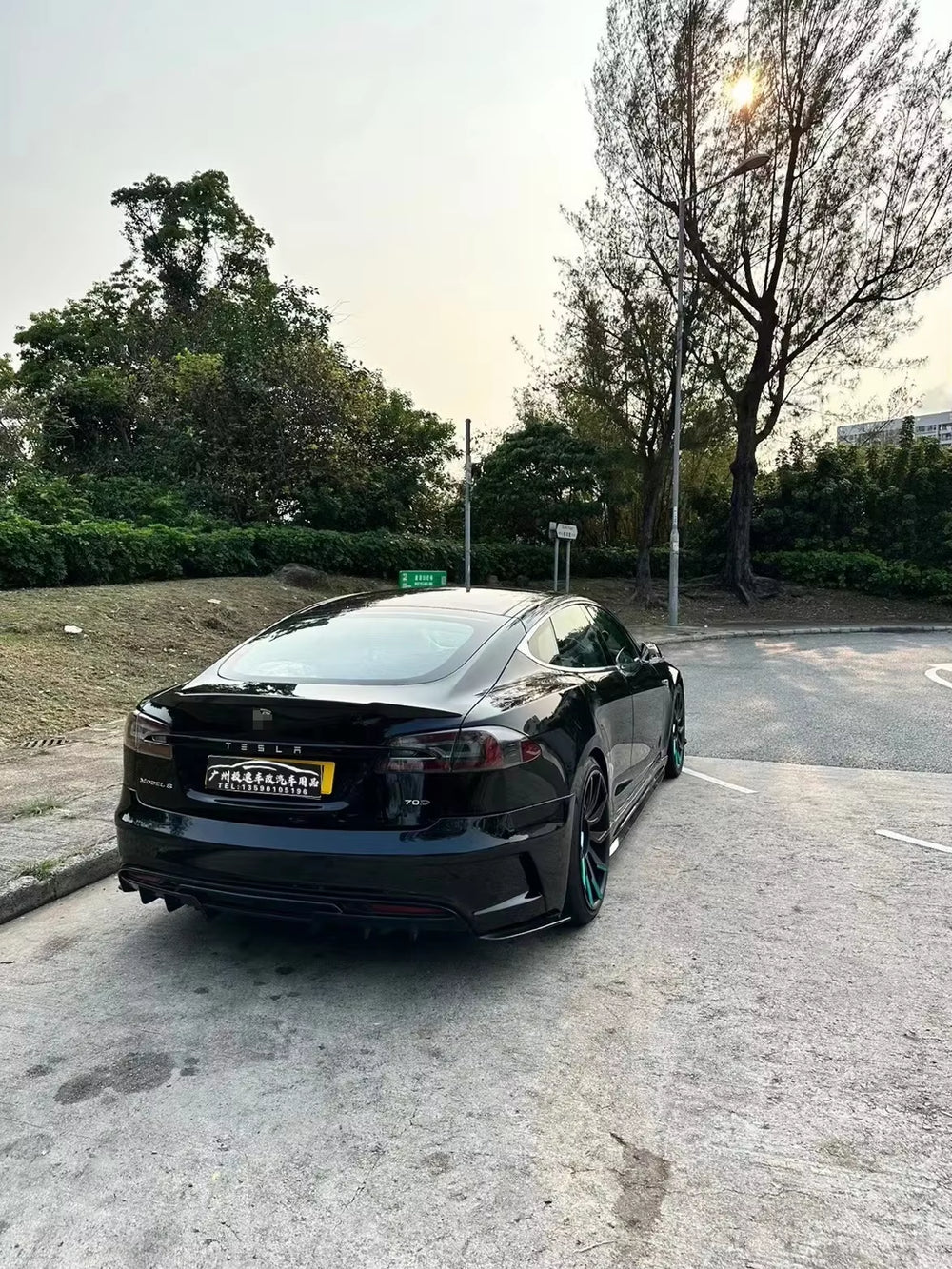 Carbon Fiber Body Kit for Tesla Model S Pd Style Front Rear Bumper Car Parts for Body Kit