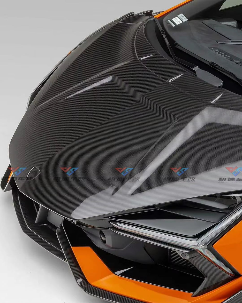 Dry Carbon Fiber for Lamborghini Revuelto Vors Style Body Kit New Condition Front Lip Rear Diffuser Spoiler Hood