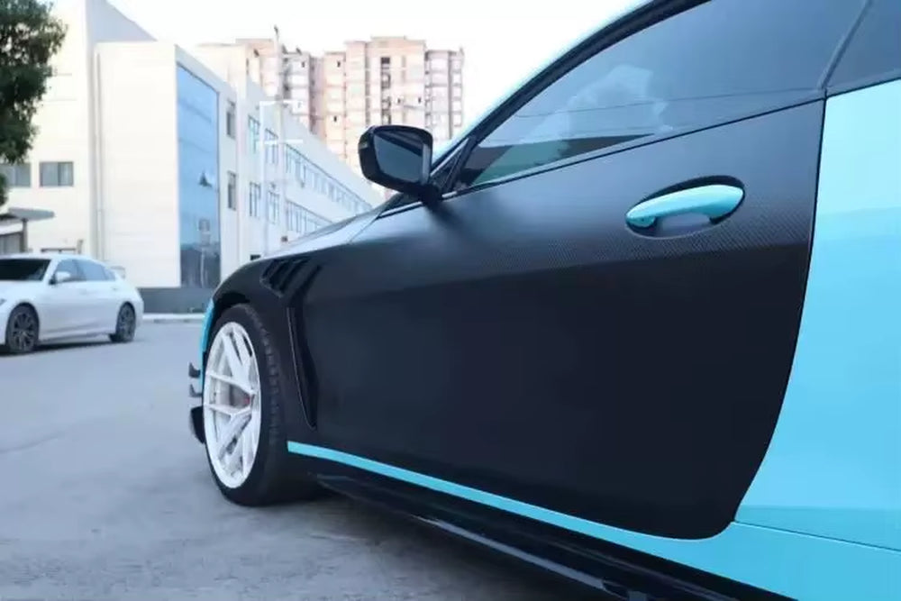 High Quality Carbon Fiber Door Side Car Fenders for BMW M4 G82 Left and Right Body Kit