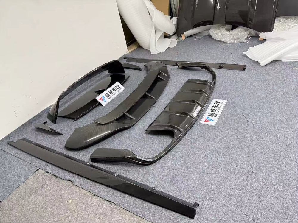 High Quality Carbon Fiber Body Kit for Bentley Bentayga Upgrade Speed Style Front Lip Side Skirt Diffuser Spoiler