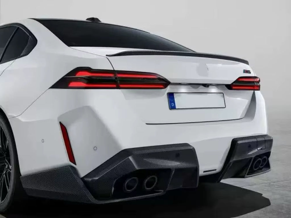 Mp Style Dry Carbon Fiber Body Kit for BMW M5 G90 2024+ Front Lip Skirt Rear Diffuser Spoiler