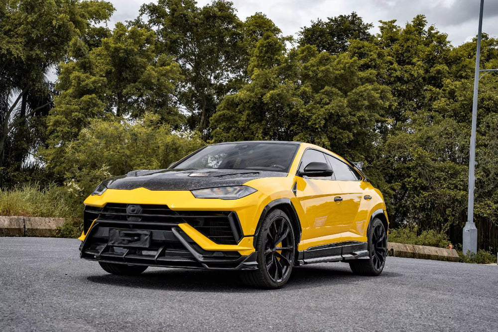 TOP Style Dry Carbon Fiber Body Kit for Lamborghin URUS Front Lip Rear Diffuser Side Skirts Rear Spoiler Car Body Kit