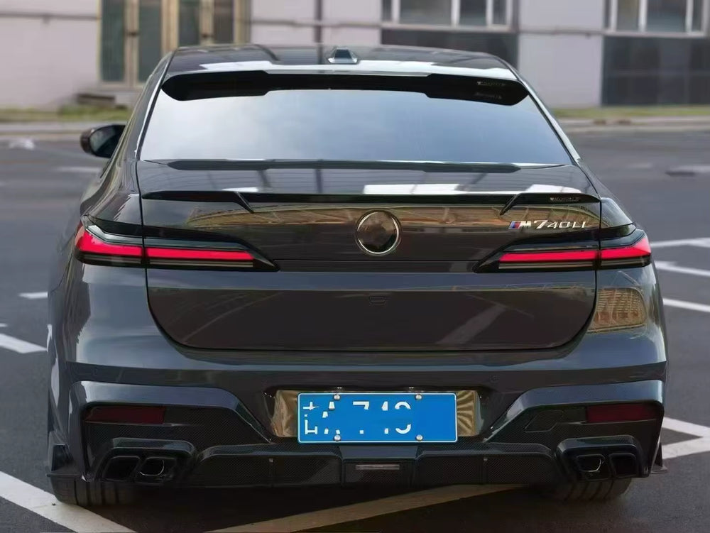 High Quality Carbon Fiber Body Kit for BMW 7 Series G70 MSY Style Side Skirt Front Lip Diffuser Spoiler