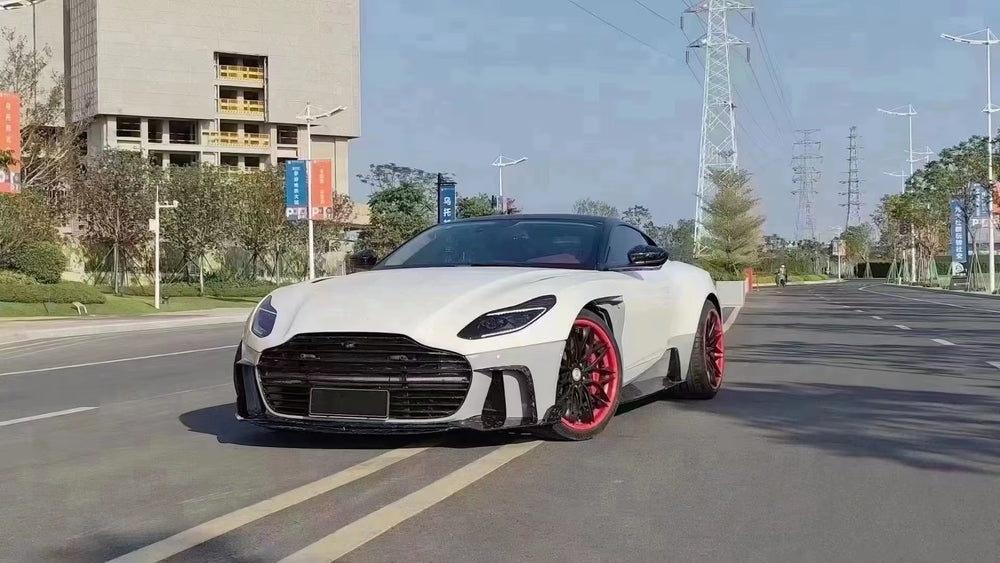 Auto Parts for Aston Martin DB11 Carbon Fiber Body Kit DB11 Msy Style Front Rear Bumper Body Kit