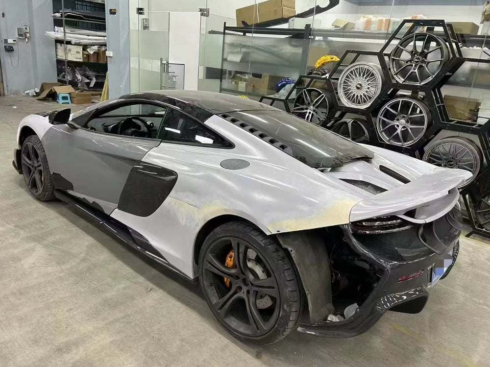 Upgrade 675LT Style Body Kit for Mclaren Mp4-12C 650S Front Bumper Rear Bumper Fender Hood Rear Diffuser Spoiler Hood