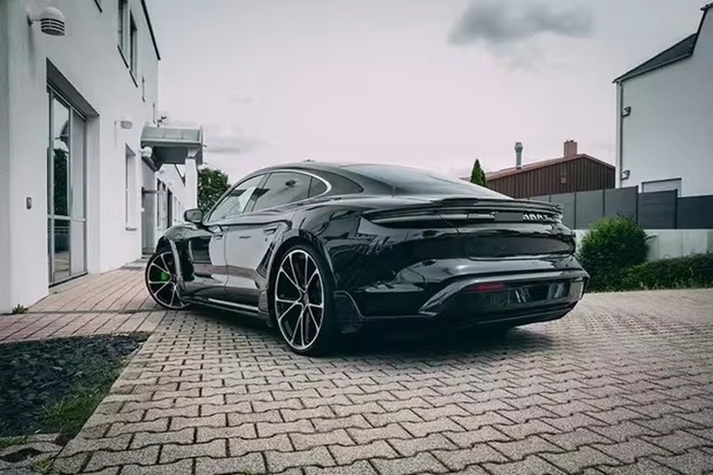 High Quality New Carbon Fiber Body Kit Techat Style for Porsche Taycan Front Lip Rear Diffuser Side Skirt Spoiler