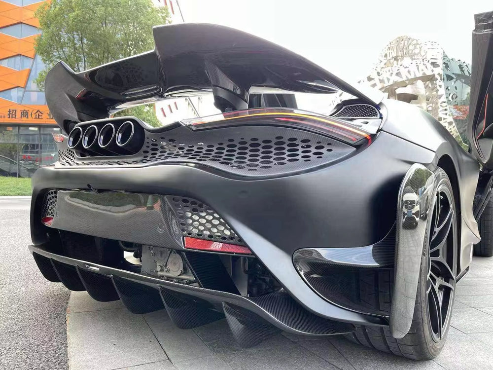 Dry Carbon 765LT Style Body Kit for Mclaren 720S High Quality Factory Price Carbon Fiber Side Skirt Rear Diffuser Fender