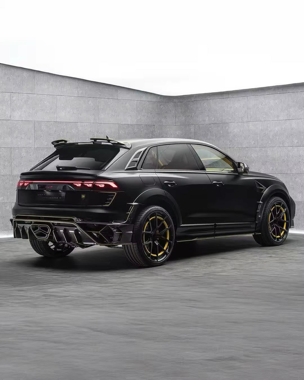 Msy Style Dry Carbon Fiber Body Kit for Audi Rsq8 2025+ Msy Front Bumper Rear Bumper Side Skirt Spoiler Hood Wide Body Kit