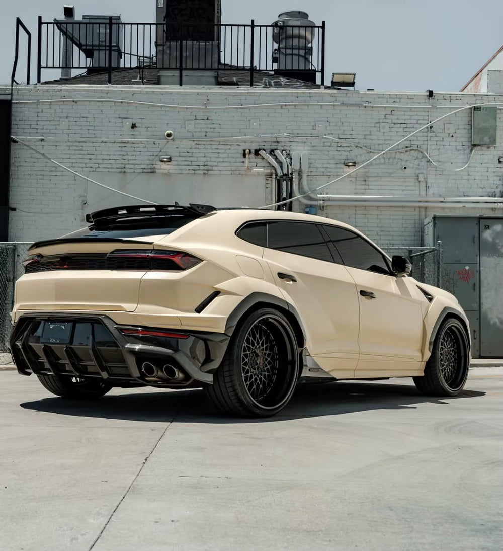 Dry Carbon Fiber 1016 Style Body Kit for Lamborghini Urus SE Front Lip Side Skirt Rear Diffuser Spoiler Hood Wide-Body Body Kit