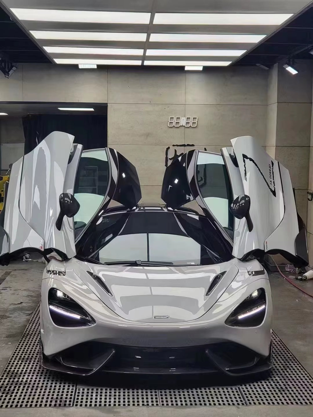 Upgraded 765LT Style Body Kit for Mclaren 720S Front and Rear Bumper Side Skirt Diffusers Hood