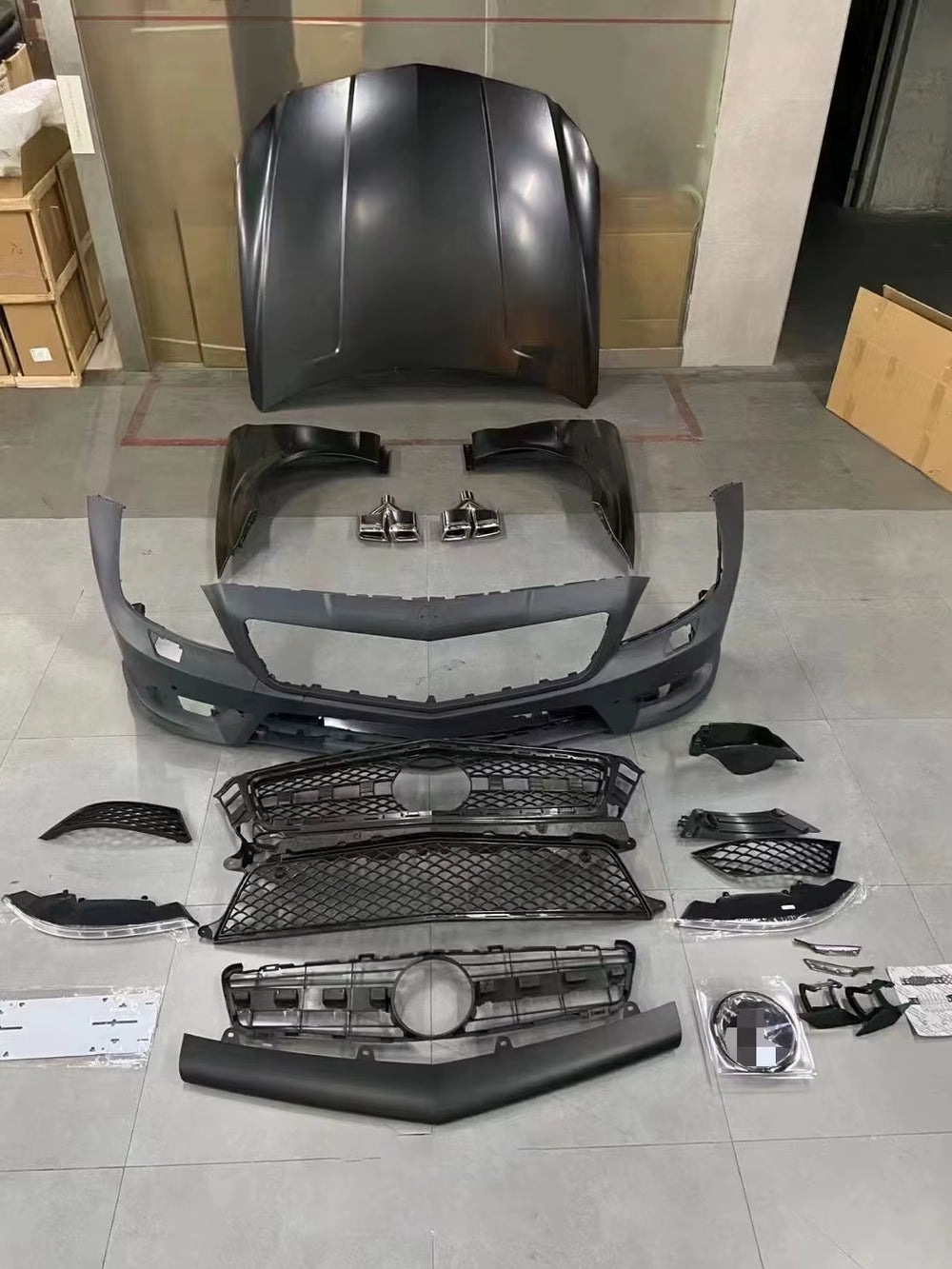 Car Part Body Kit for Mercedes Benz Cls W218 for AMG63 PP Body Kit Front Bumper