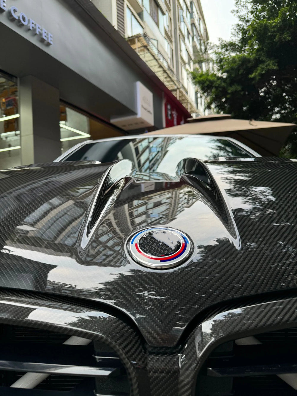 Motorhaube aus Trockencarbon für BMW X6 / X6 M (G06 / F96)