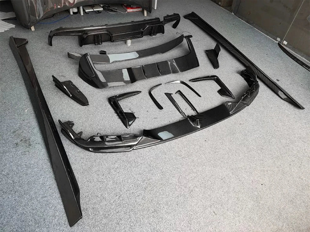 Kit carrosserie en fibre de carbone pour BMW X5 M F95