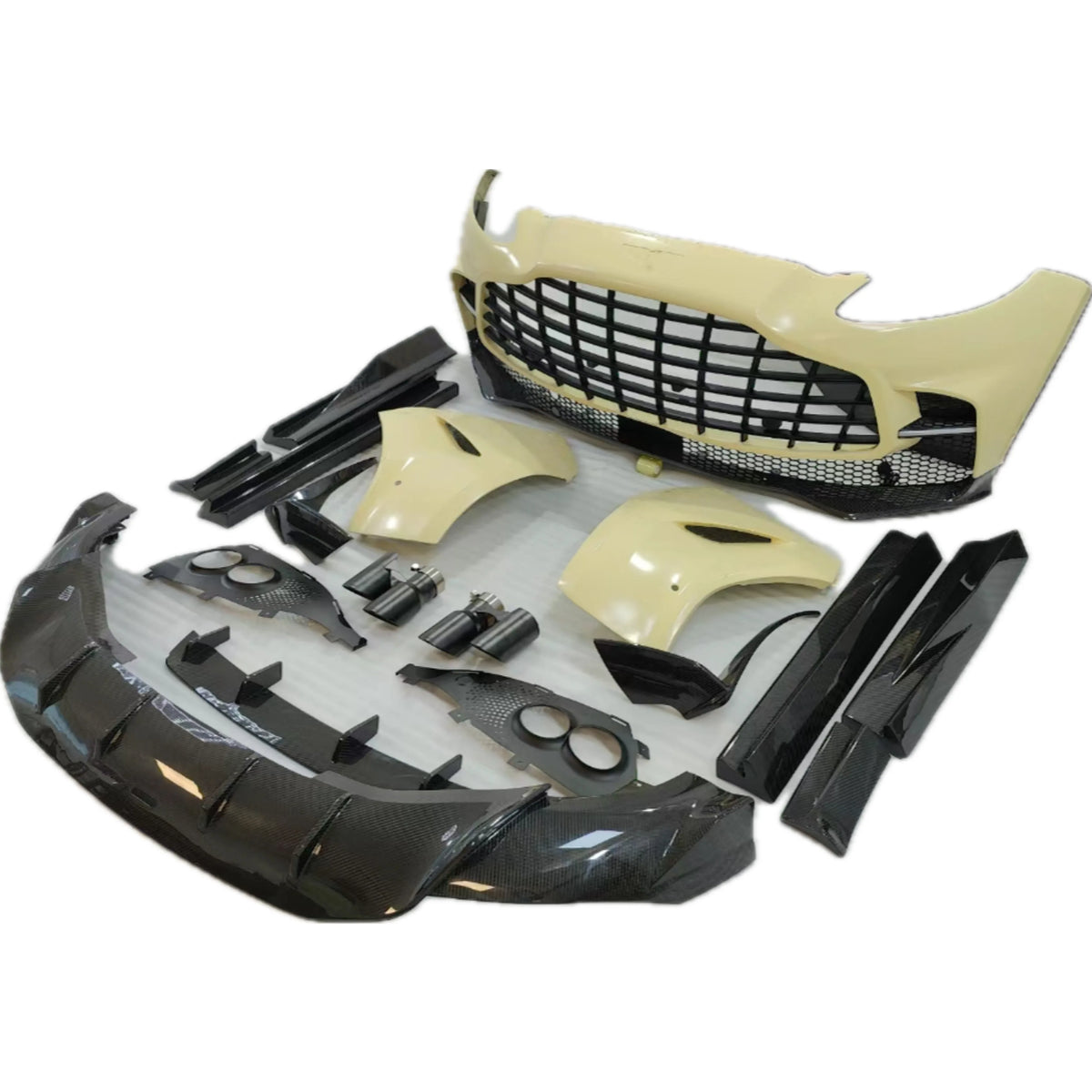 Upgrades the 707 Style for Aston Martin Dbx Body Kit Dbx Front and Rear Bumper Spoiler Carbon Fiber Body Kit