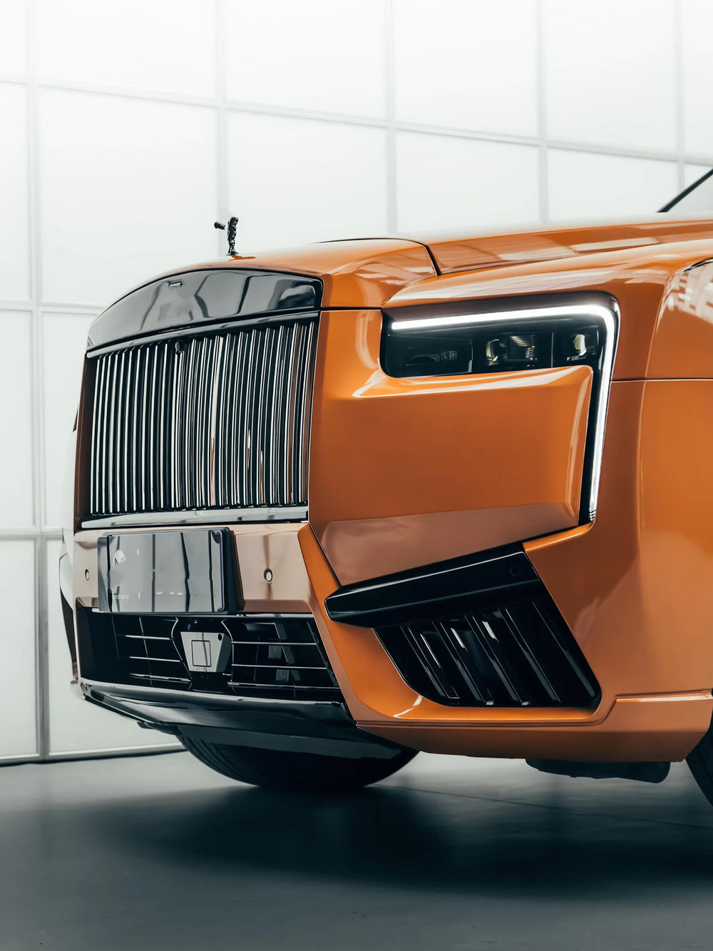 Headlights Grille Diffuser Bodykit for Rolls Royce Cullinan 2018-2024 Upgrade to 2025 Cullinan Model Front and Rear Bumper