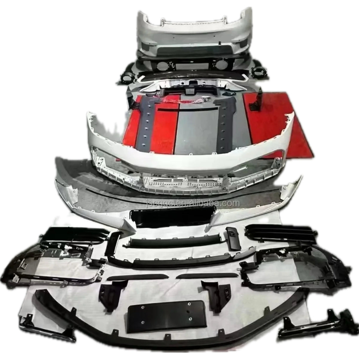 PP Body Kit Car Parts for Porsche 911 992 Turbo Sd Body Kit Front Rear Bumper