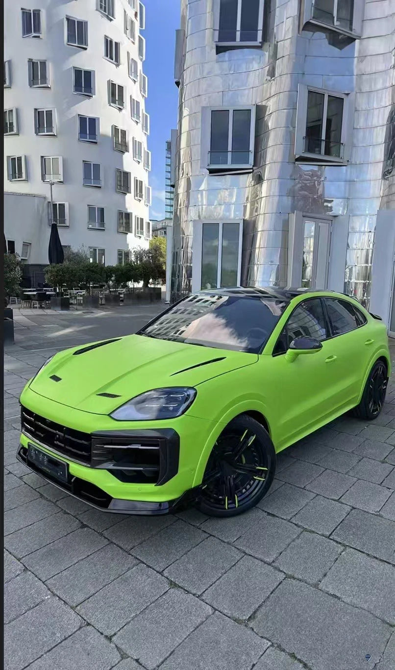 Kit en fibra de carbono para Porsche Cayenne 2025+