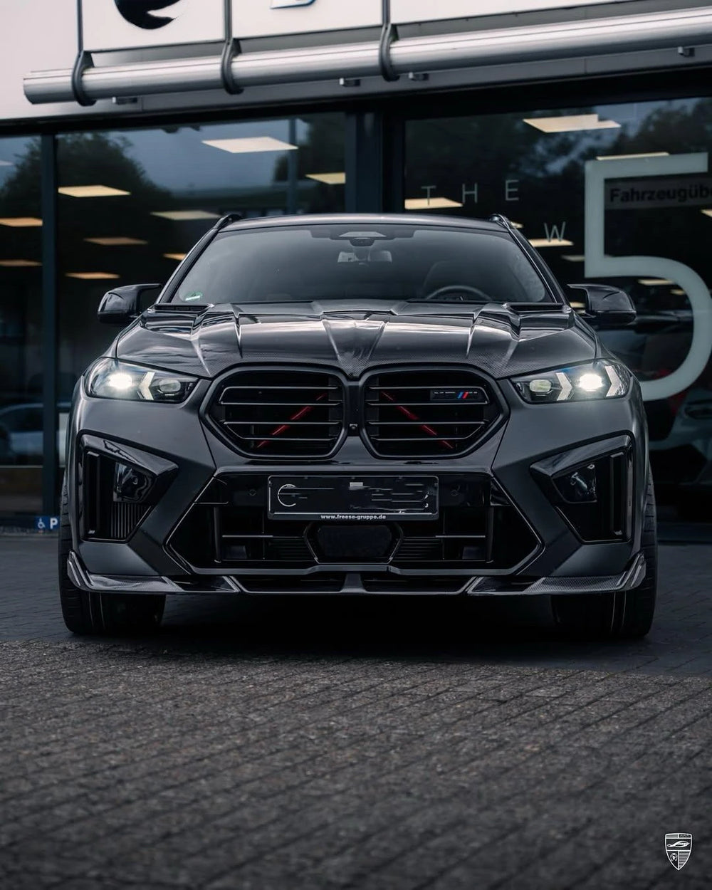 Kit de carrocería en fibra de carbono para BMW X6 M F96, con labio, taloneras, difusor, alerón y capó
