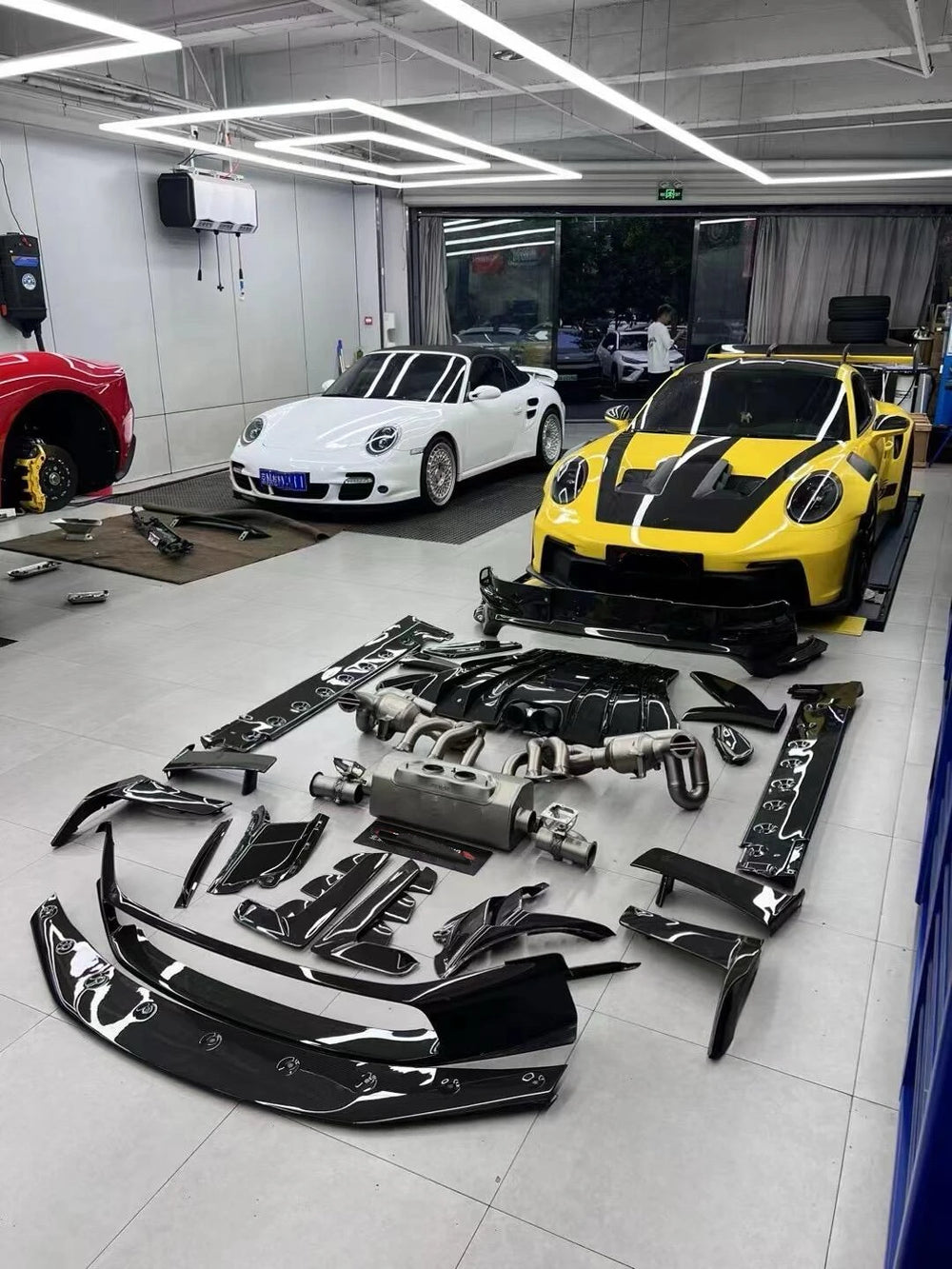 Kit aus Trockencarbon für Porsche 911 (992) GT3 RS