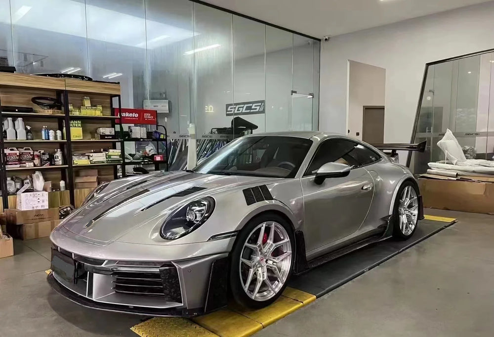 Kit de pare-chocs en semi-carbone pour Porsche 911 (992) 2020+
