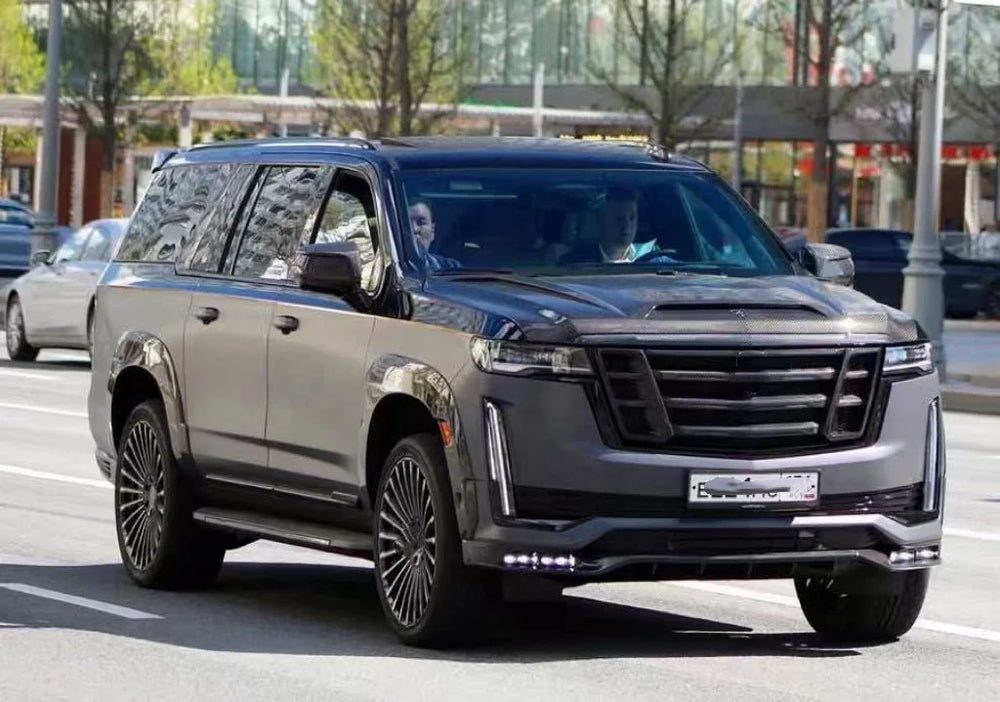 Kit carrozzeria allargata in fibra di carbonio per Cadillac Escalade, con lip, diffusore, alettone e griglia del cofano