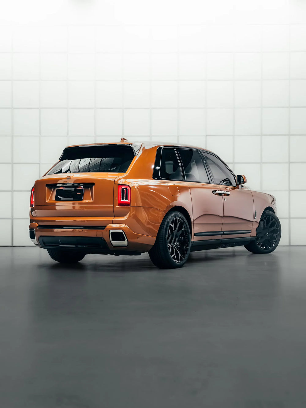 High Quality Body Kit for Rolls Royce Cullinan 2018-2024 Upgrade to 2025 Cullinan Grill Headlights Grille Bodykit Car Bumpers