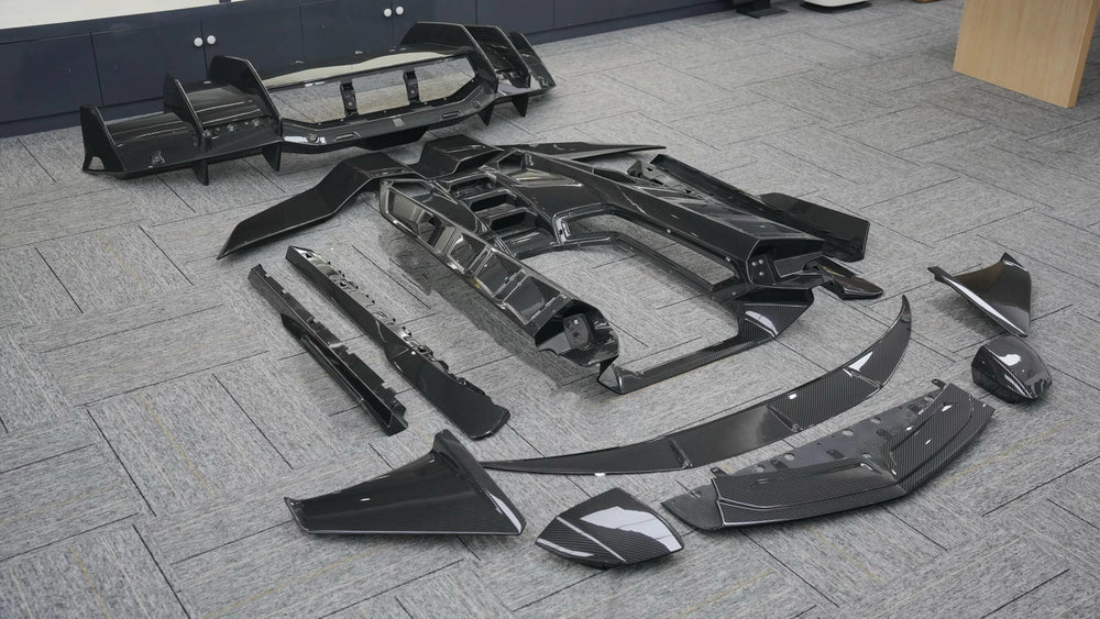 For Lamborghini Revuelto OEM Style Dry Carbon Fiber Front Lip Skirt Rear Diffuser Spoiler Hood Body Kit