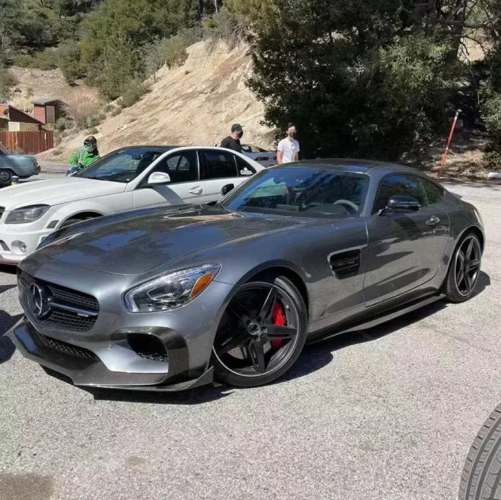 Kit de carrocería en fibra de carbono para Mercedes-AMG GT
