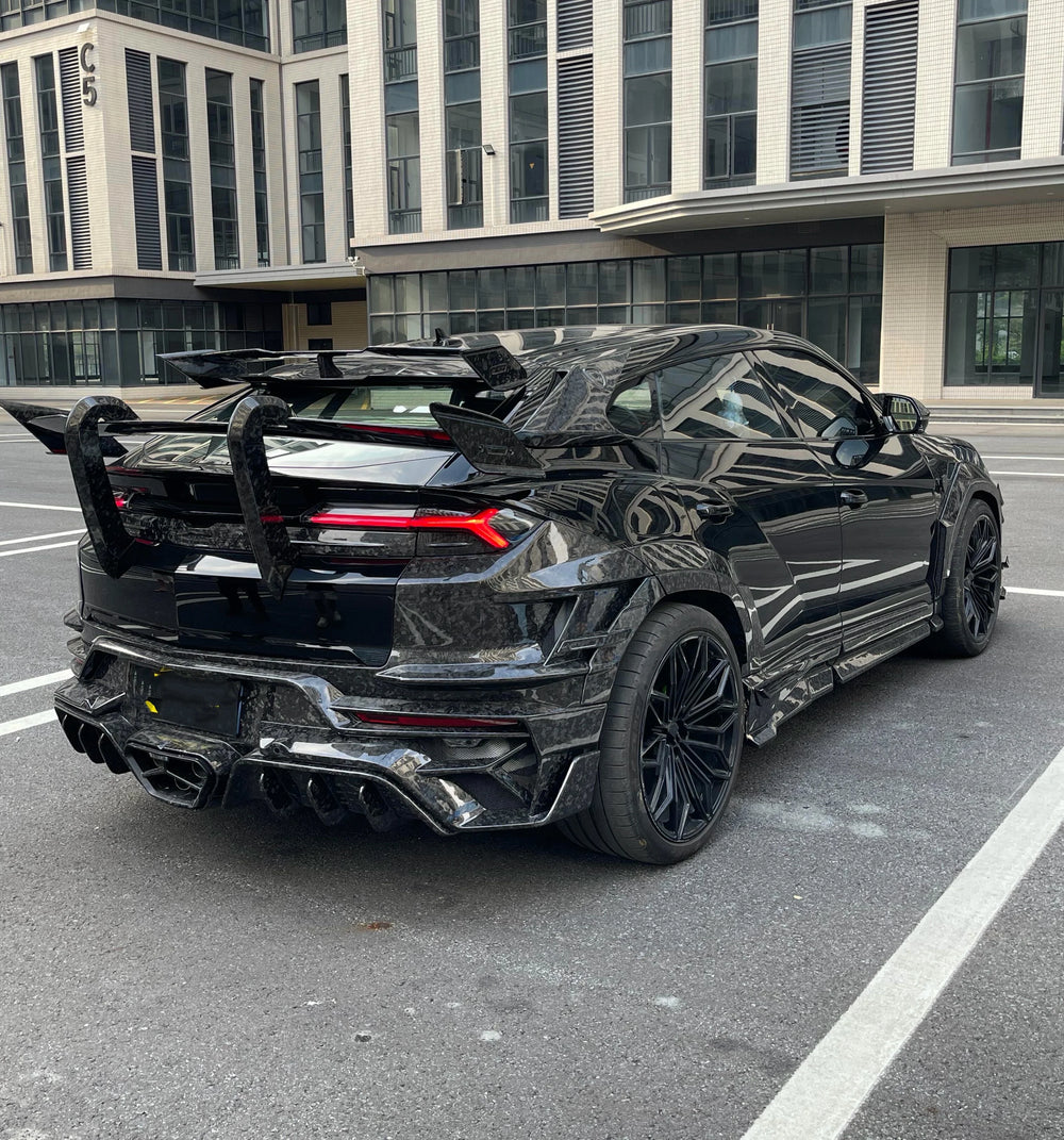 Auto Parts for Lamborghini Urus Se 2024-2026 Dry Carbon Fiber Body Kit Bumper Hood Front Lip Side Skirt Diffuser URUS SE Upgrade