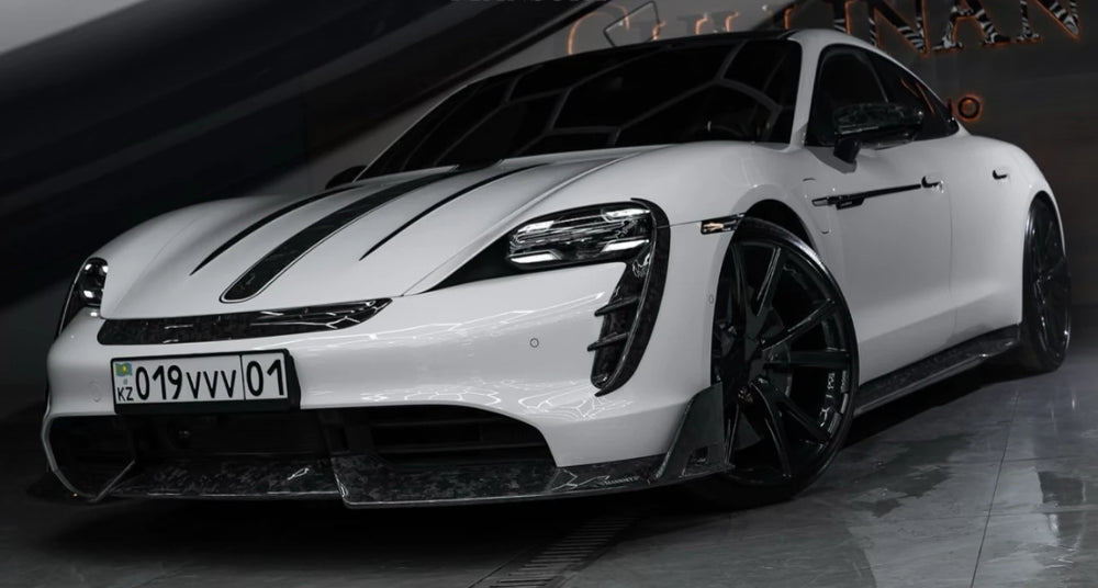 Karosserie-Kit aus Schmiedecarbon für Porsche Taycan