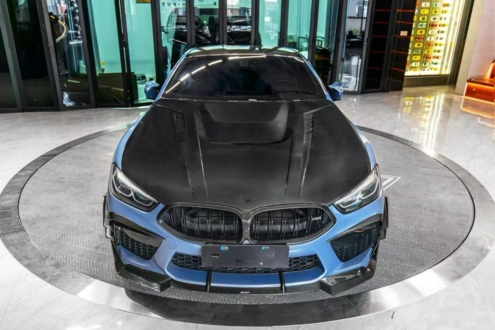 Kit carrozzeria in carbonio secco per BMW Serie 8 / M8