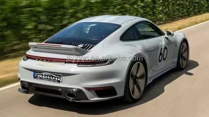 Alerón trasero de diseño en fibra de carbono para Porsche 911 (992)
