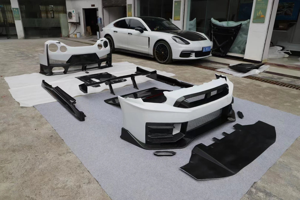 Front- und Heckstoßstangen-Kit Version 2024 aus Carbon für Nissan GT-R 35
