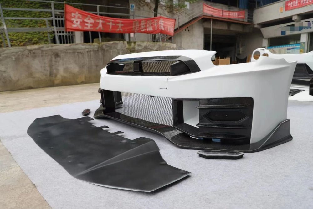 Front- und Heckstoßstangen-Kit Version 2024 aus Carbon für Nissan GT-R 35