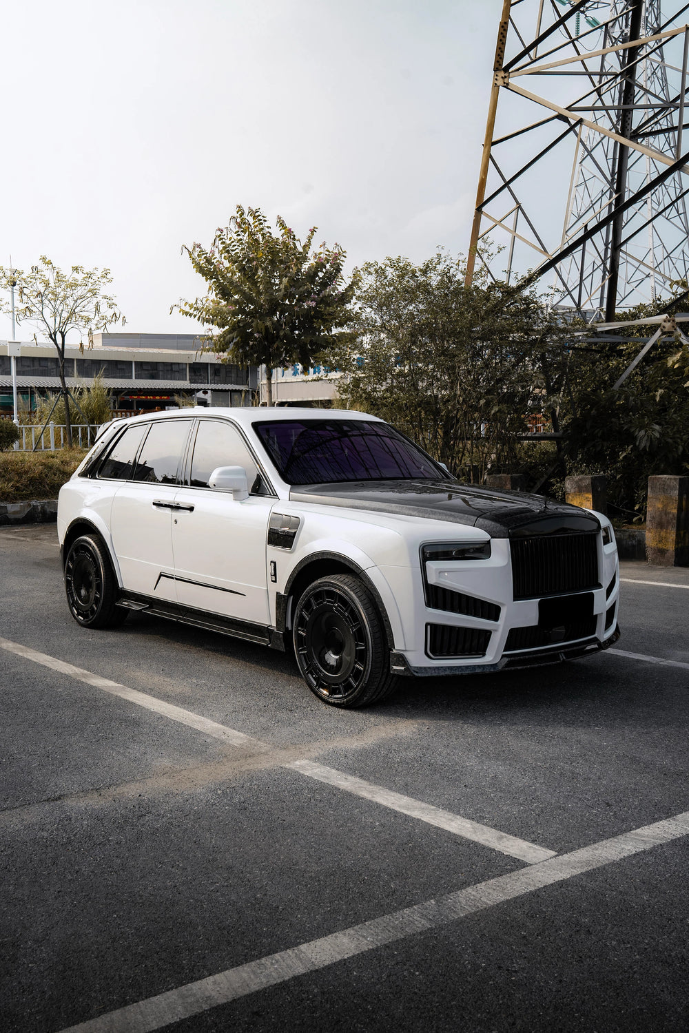 2025 Cullinan MS Style Body Kit for Rolls Royce Cullinan Carbon Fiber Bumper Hood Fender Diffuser