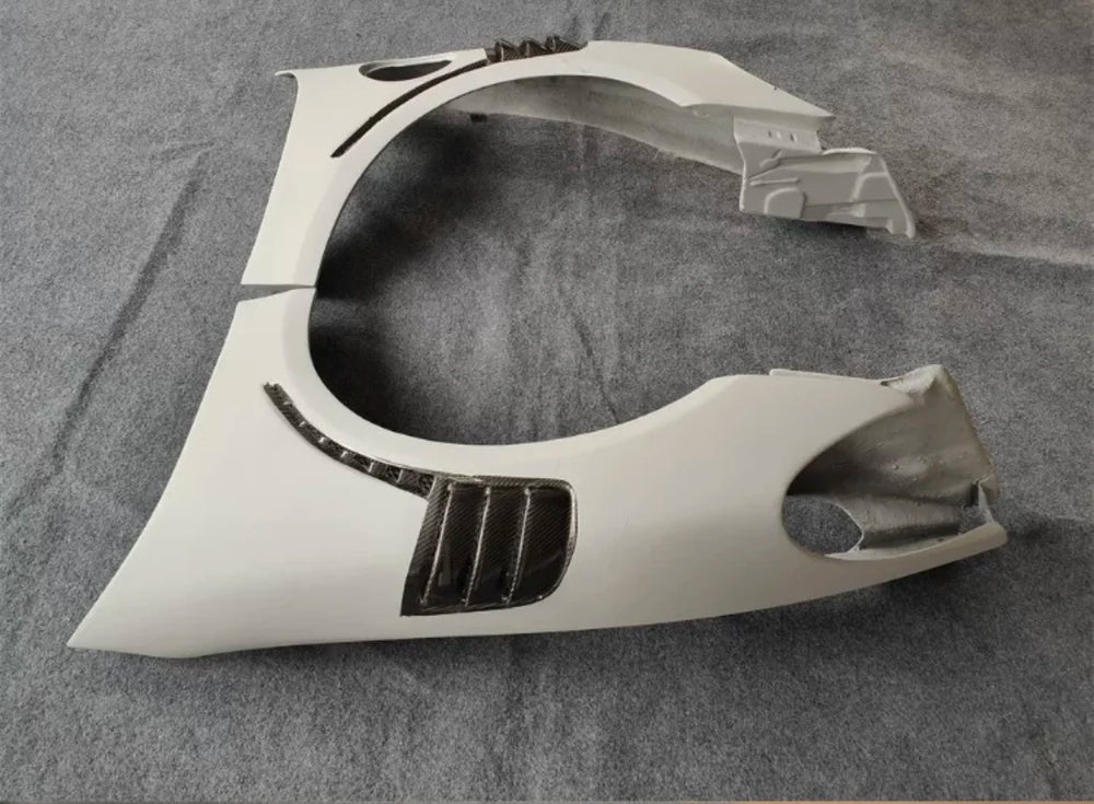 Vordere Kotflügel mit Lüftungsgittern aus Carbon für Porsche 718 Cayman / Boxster 2016+