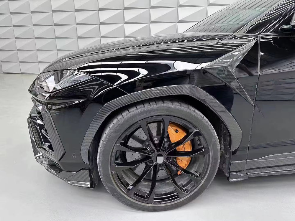 Top Style Carbon Fiber Body Kit for Lamborghini Urus Front Bumper Rear Bumper Hood Side Skirts Spoiler